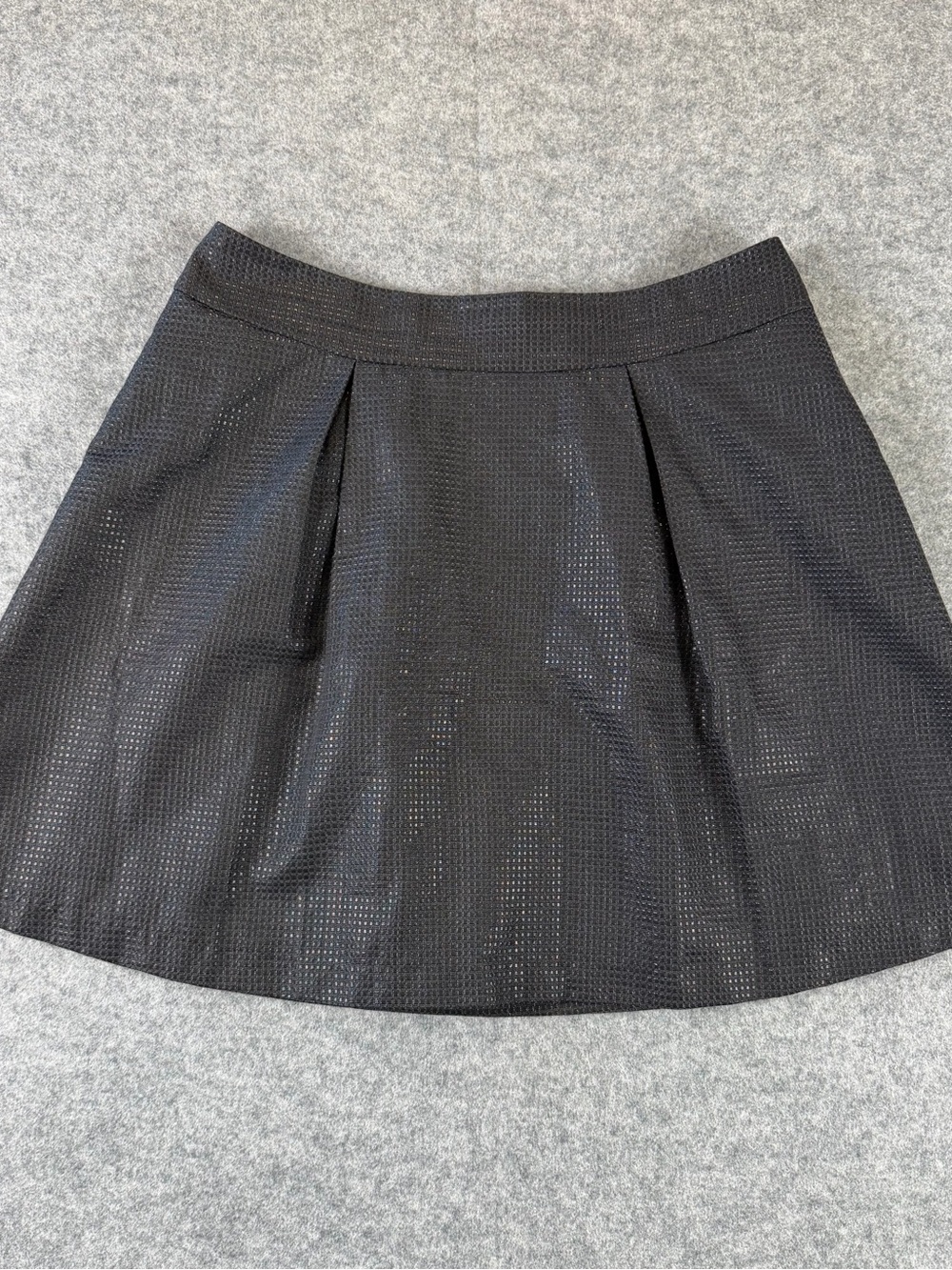 Banana Republic Black Metallic Silver Check Pleated Flare Mini Skirt Size 6